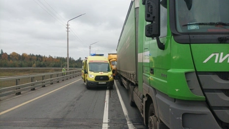 Стала известна личность пострадавшего в ДТП на Южной объездной водителя фуры