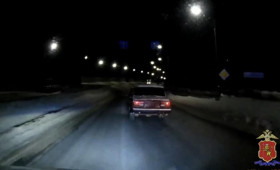 В Лакинске полицейские устроили погоню со стрельбой за 17-летним угонщиком «Вишневой семерки»