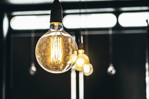 В Гусь-Хрустальном электричество после урагана «Орхан» вернули в 22 дома