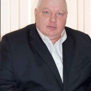 Осужденного за коррупцию гусевского депутата лишили полномочий из-за утраты доверия