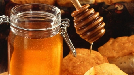 Яков день: зачем 5 ноября нужно есть мед и почему нельзя пить воду натощак