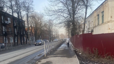 Отсутствие тротуаров и дорожных знаков в Гусь-Хрустальном обернулось судом