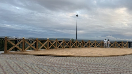 Разваливающуюся смотровую в парке имени Пушкина во Владимире закрыли досками