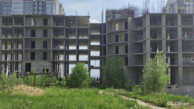 Во Владимире дети повадились лазить на территорию недостроенного корпуса «Дуброва парк-2»