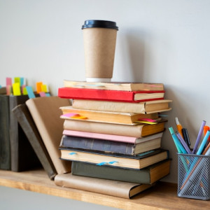 Школы и предприятия распустят по домам из-за взрывов в воинской части под Киржачом