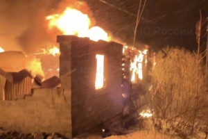 В деревне под Судогдой мощный пожар уничтожил частный дом