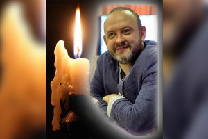 В Коврове умер известный ведущий Денис Васильев