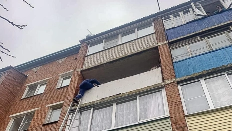 В Камешково 75-летняя женщина с плохим самочувствием оказалась взаперти в квартире