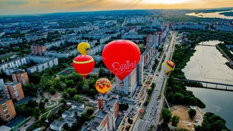 Воздушный шар Суздаля поднялся в небо над Нижним Новгородом