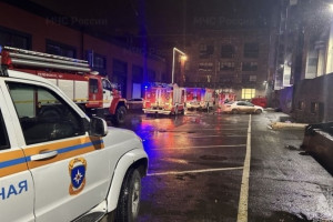 Во Владимире 15 человек эвакуировали из горящего гастромаркета