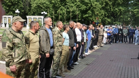 Еще 23 контрактника отправились из Владимирской области в зону СВО