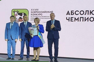 Доярка из Владимирской области надоила на автомобиль