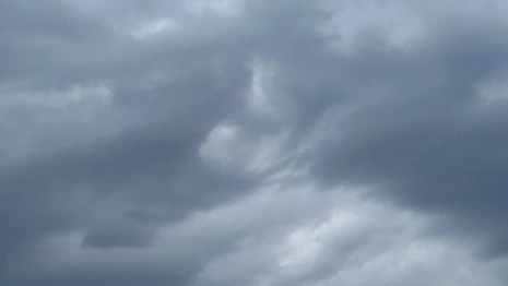 Во Владимирской области объявили желтый уровень опасности из-за грозы и урагана