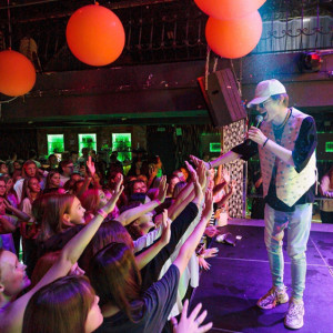 Владимирцы массово вступились за не допущенных к выступлению на Дне города Blesswood