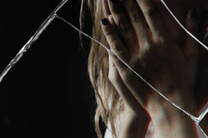 Житель Владимира жестоко избил и угрожал убить бывшую жену