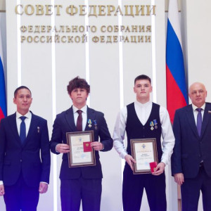 Детей-героев из Владимирской области наградили за спасение людей при пожаре