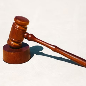 Во Владимирской области пасынка за убийство отчима отправили в колонию на 12 лет