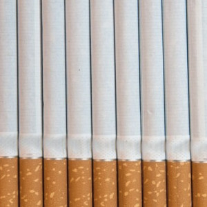 Жители Владимира пожаловались на «Магнит» за продажу сигарет возле школы