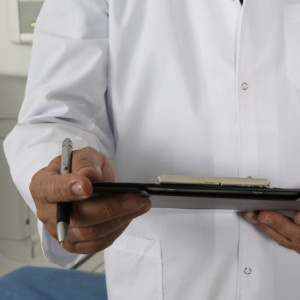 К зарплате работающих в зоне СВО владимирских медиков добавили по 150 тысяч