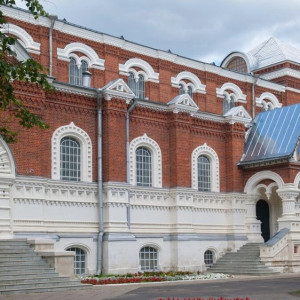 В Гусь-Хрустальном разыскивают свидетелей особо тяжкого преступления у музея хрусталя