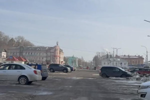 На Вокзальной площади во Владимире выставили ограждения для ремонта