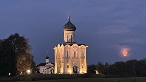 Жители Владимирской области запечатлели последнее суперлуние в 2023 году