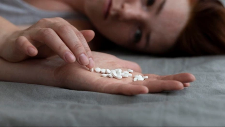 Во Владимирской области парень отравил девушку-подростка наркотиками