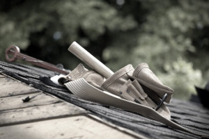 Во Владимире скончался сорвавшийся с крыши мужчина