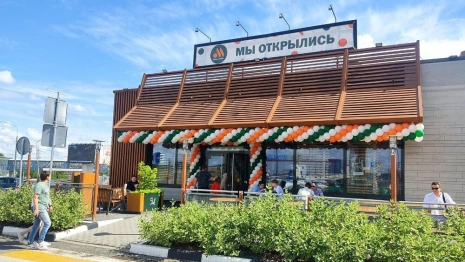 4 минуты ожидания и обновленное меню. Как во Владимире открылась сеть «Вкусно – и точка»