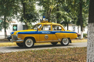 Во Владимире на продажу за 2,7 млн рублей выставили милицейскую «Волгу» времен СССР