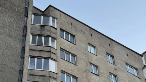 Во Владимире 24-летний студент разбился при падении из окна 8 этажа