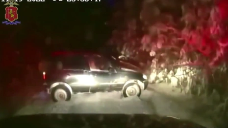 Во Владимирской области пьяный 19-летний парень уходил от патруля и угодил в болото