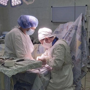 Владимирские врачи спасли женщину с оголенной пластиной в правом предплечье