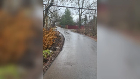 В Вязниках заасфальтировали разбитую в хлам дорогу