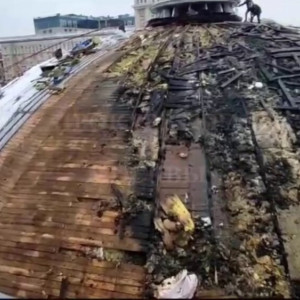 В Москве загорелся Театр Сатиры