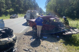 На дороге под Судогдой разбились 3 авто: спасатели доставали людей из искореженных машин