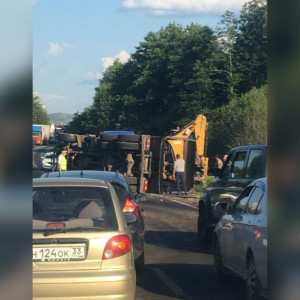 В ДТП с фурой под Муромом 3 человека пострадали и 1 погиб
