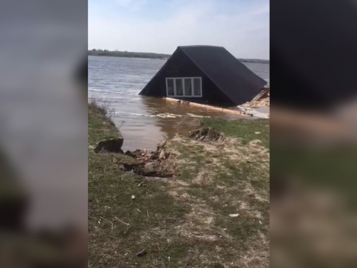 Во Владимирской области дом уплыл по Оке - День во Владимире