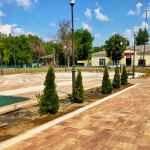 Во Владимирской области на родине Петра и Февронии обновили сквер перед ЗАГСом