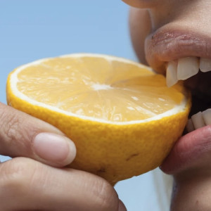 Во Владимирской области женщину оштрафовали за укус полицейского