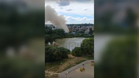 Мощнейший пожар в Коврове сняли на видео