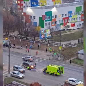 Во Владимире у детской больницы сбили человека