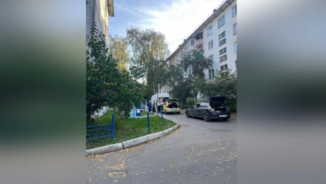 Во Владимире легковушка врезалась в машину скорой помощи