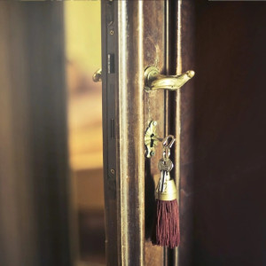 Во Владимирской области чиновница нажилась на продаже муниципальной квартиры