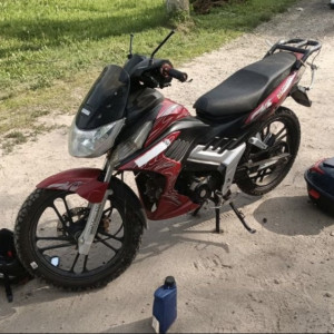 В Камешково иномарка влетела в 17-летнего парня на мотоцикле