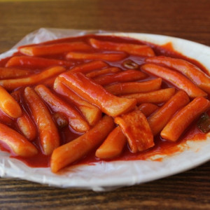 Наркодиспансер и роддом во Владимире отказались от поставщика, готовившего еду в подвале