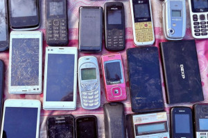 Во Владимире работник офиса сотовой связи продавал личные данные клиентов