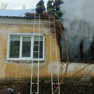 При пожаре на улице Казарма в Муроме погиб человек