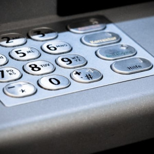 Во Владимире мошенник обманул юриста из правительства на 800 тыс. рублей