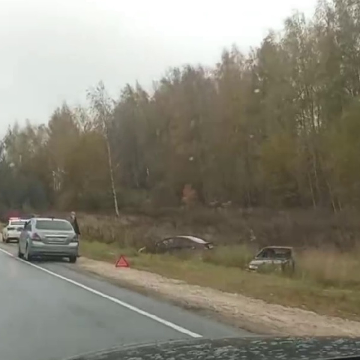 Под Владимиром две машины вылетели с трассы в кювет - День во Владимире